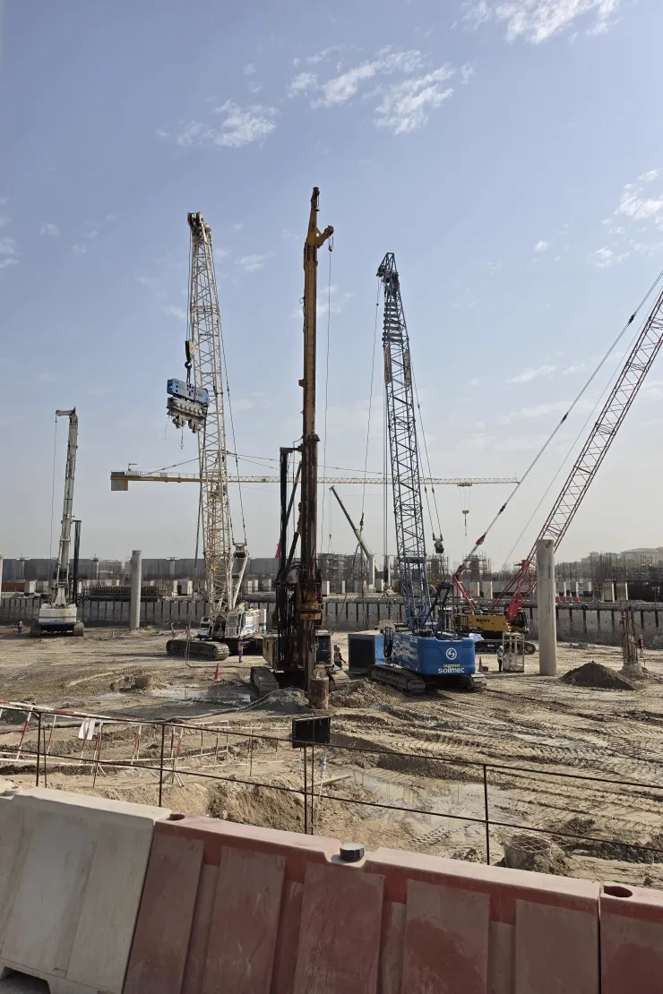 Peninsula Dubai Residences Tower 2 — Propsearch construction photo, pile-driving on the Jumeirah 2 plot, August 2026